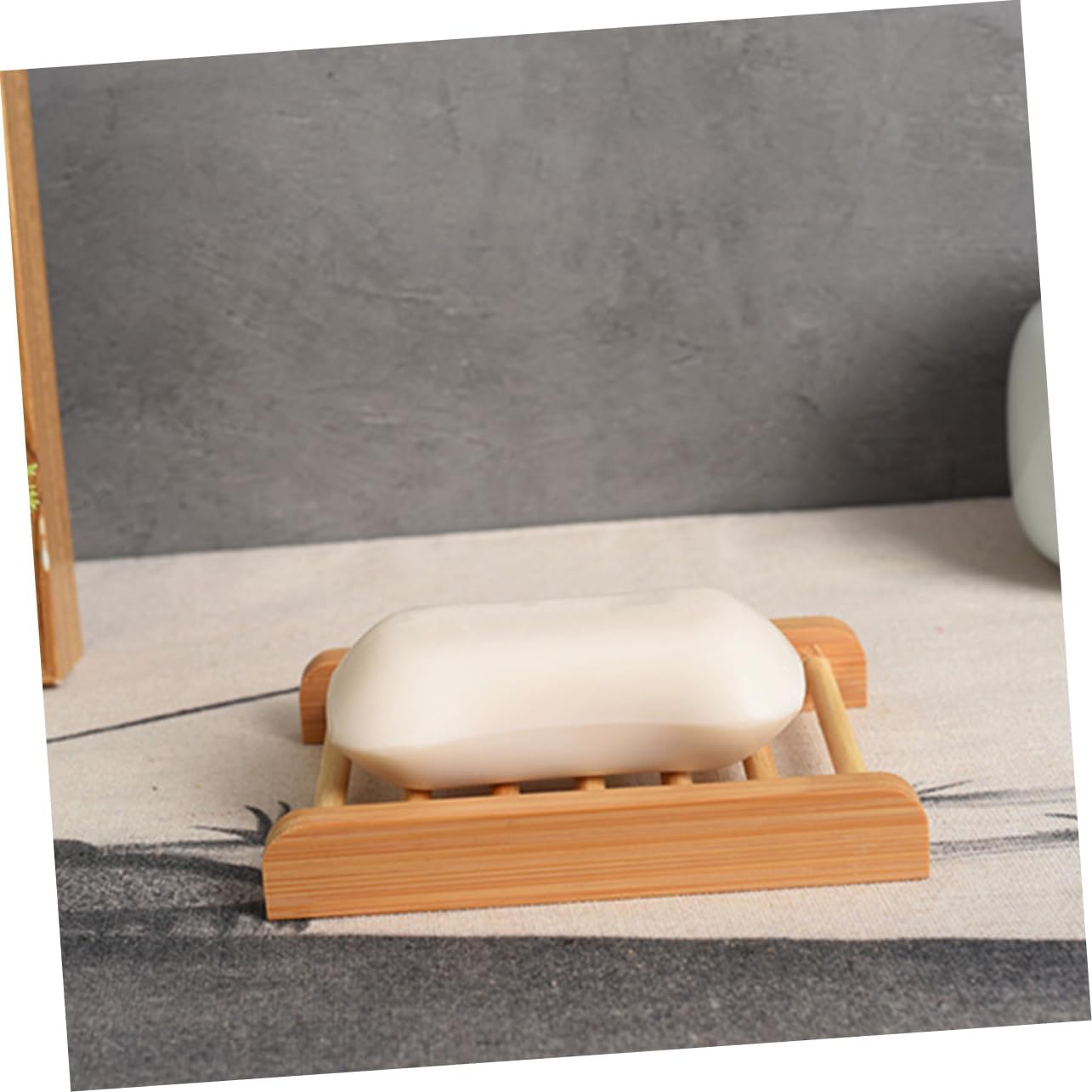 Healifty Wooden Soap Dish Holder for Bathroom and Kitchen 1