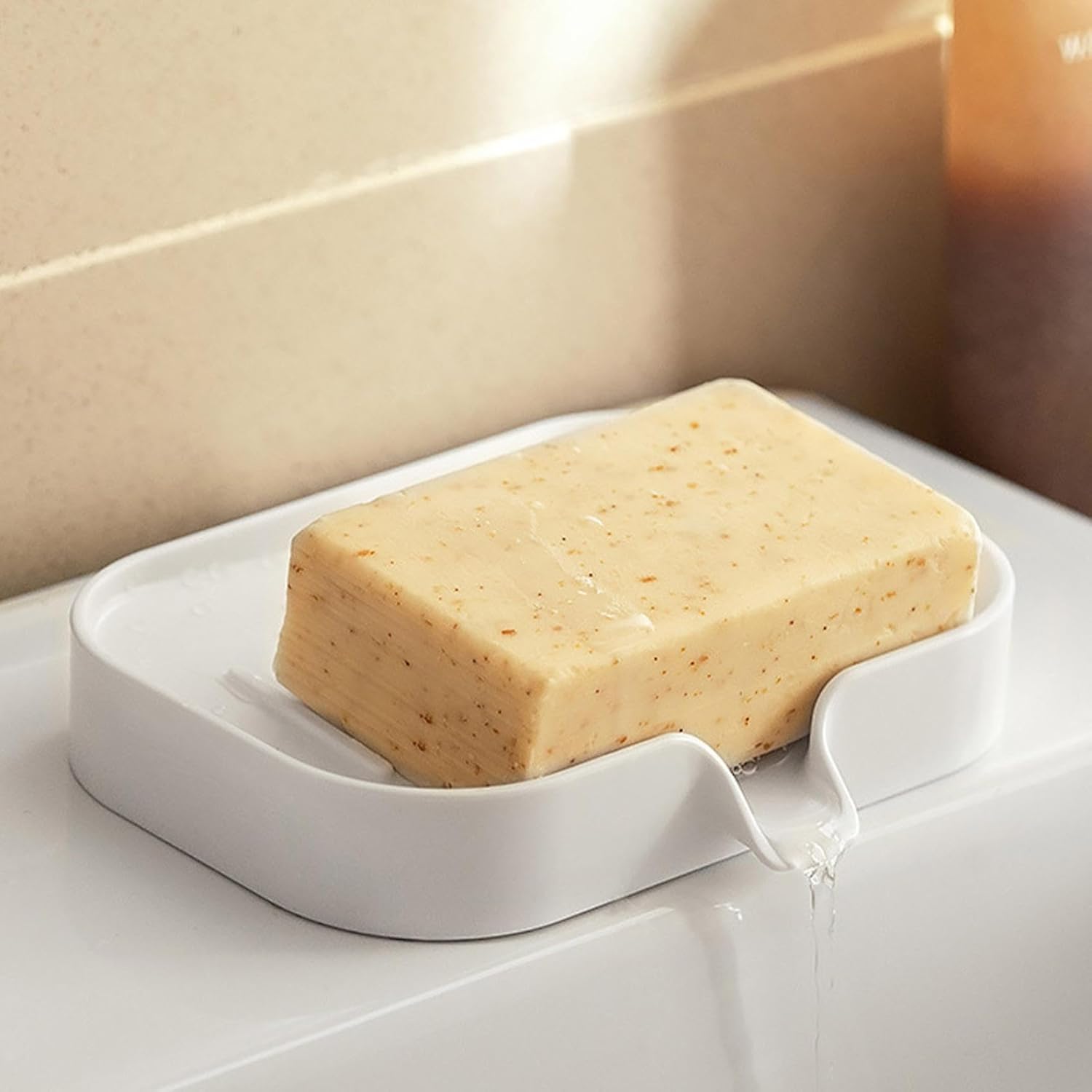 LutIedan 1PC Small Wall-Mounted Soap Box Holder