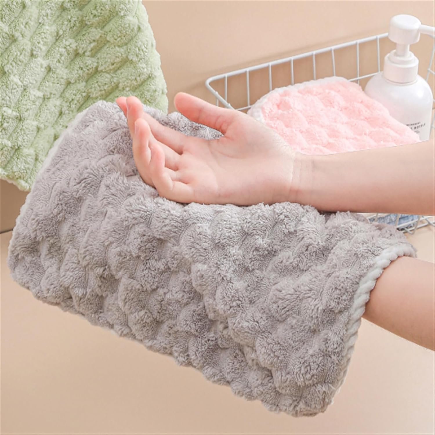 GIBZ 5 Pack Absorbent Washcloths Soft Towels Set with Hanging Loops