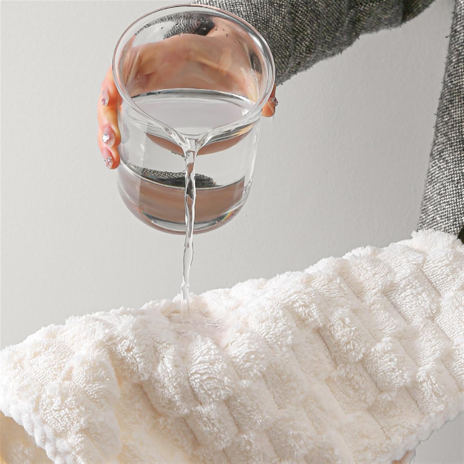 GIBZ 5 Pack Absorbent Washcloths Soft Towels Set with Hanging Loops