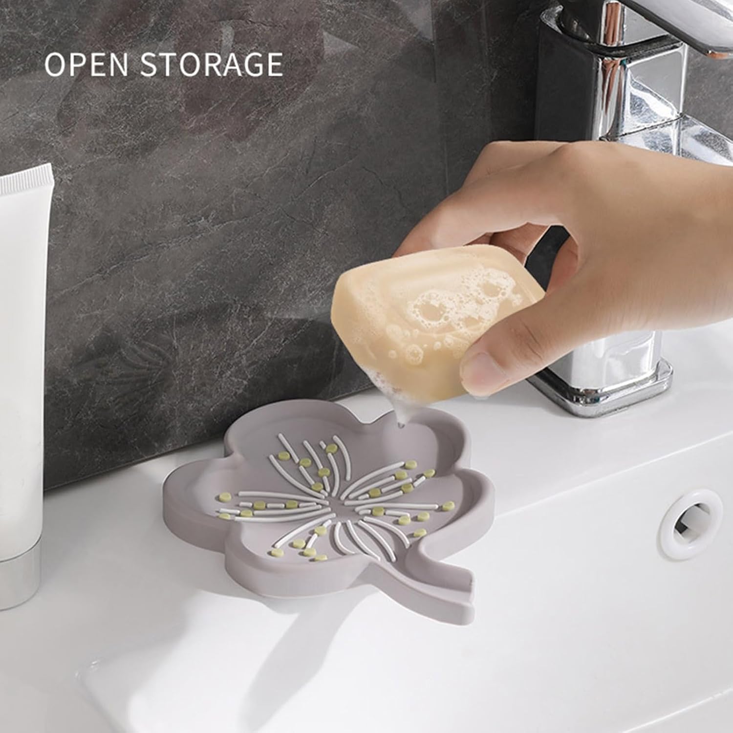 Loyliawa Soap Dish with Flower Shape Drainage