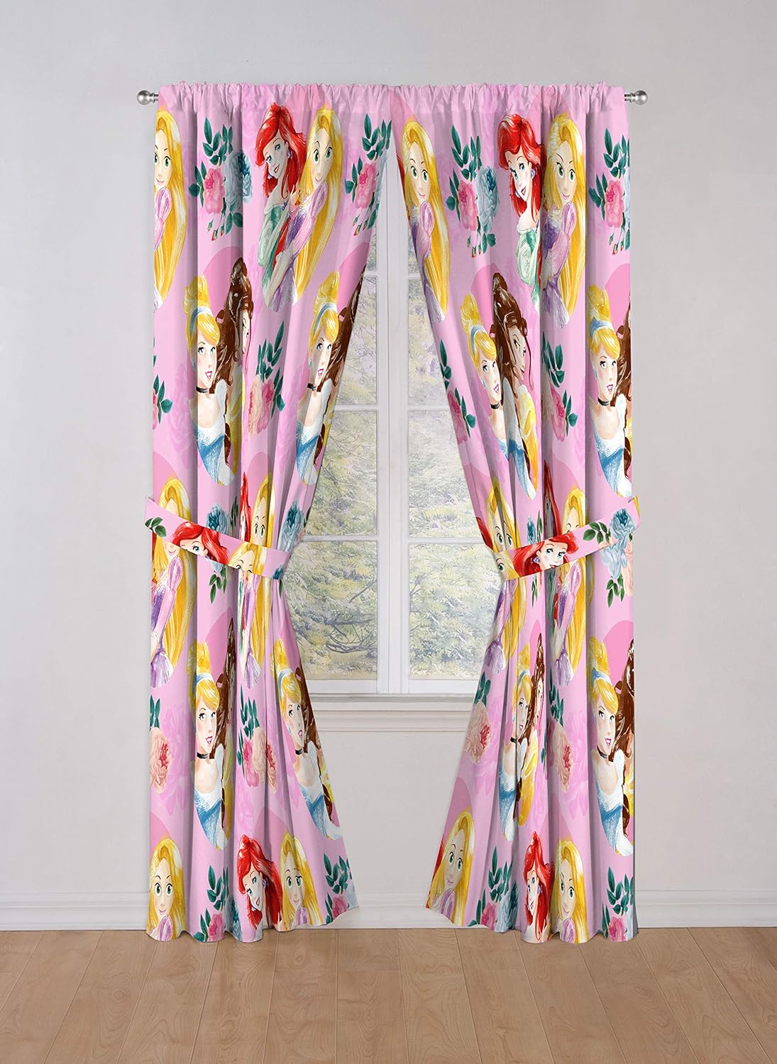 Jay Franco Disney Princess Sassy 84 Drapes 4 Piece Set