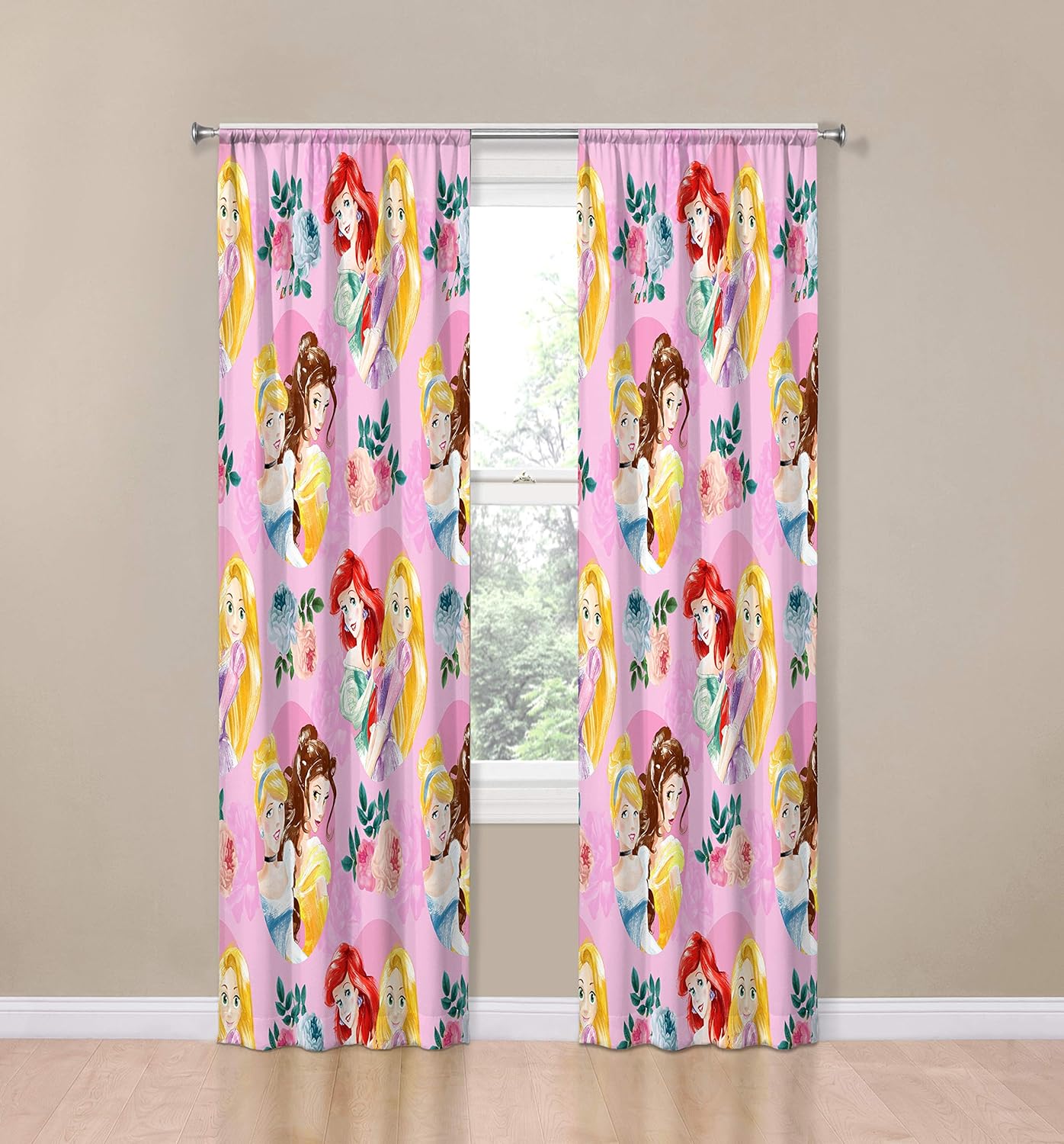Jay Franco Disney Princess Sassy 84 Drapes 4 Piece Set